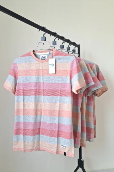 Man's Stripe Fold Sleeve T-shirt